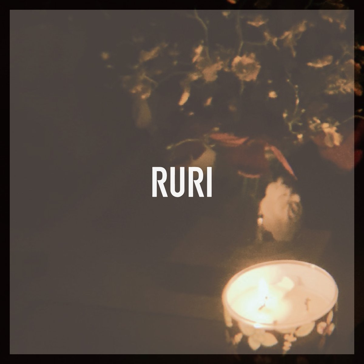 RURIWorld's tweet photo. "Style is the only thing you can’t buy. It’s not 
in a shopping bag, a label, or a price tag. It’s 
something reflected from our soul to the outside 
world—an emotion.”

—Alber Elbaz

#ruriworld #ruri #SustainableFashion 
#fabric #lifestyle #zerowasteliving  #AlberElbaz https://t.co/PIWa0uXuST