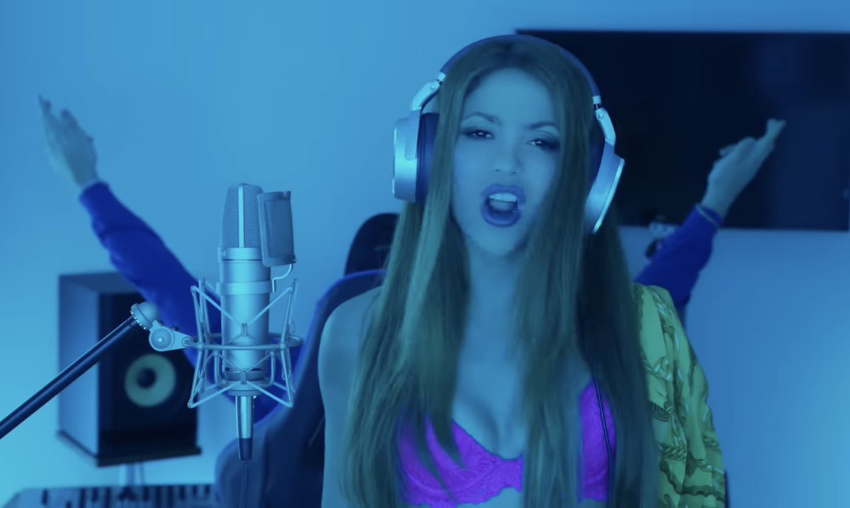 Las mujeres ya no lloran, las mujeres programan.