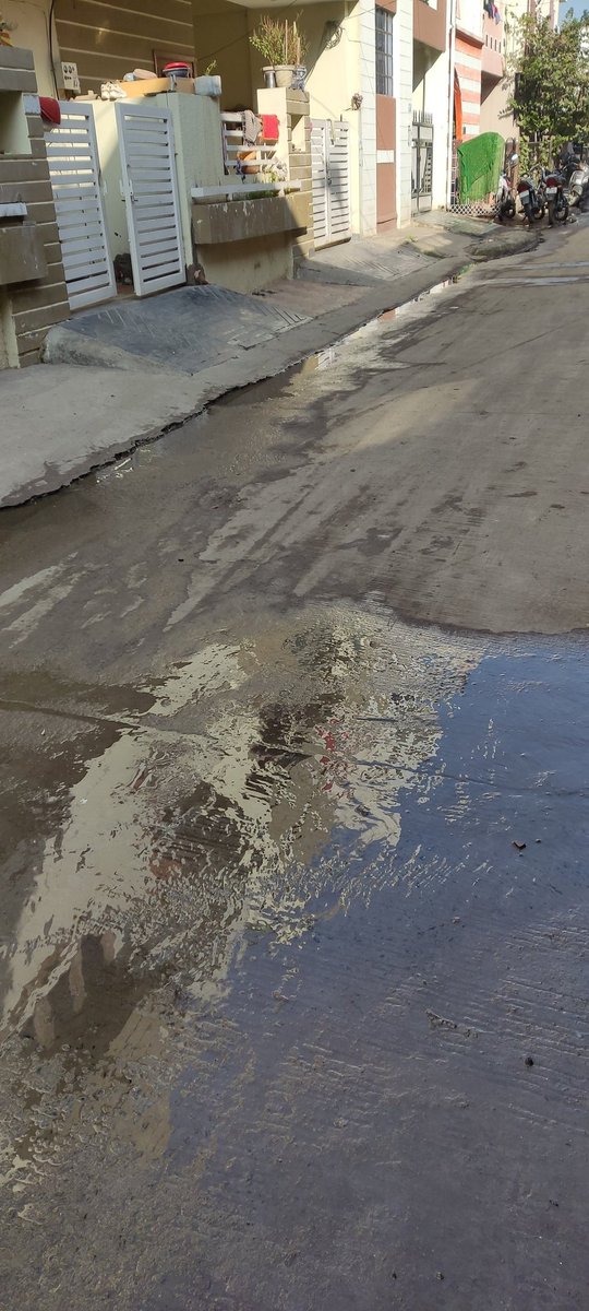 Sushmitamurai's tweet photo. Tweeting as the last cry for help. All the residents of Geeta Vihar, Indore MP have been suffering from unresolved drainage issues for a month. We've raised multiple complaints on CM Helpline &amp; Indore 311 app but to no avail. So much for the cleanest city in India!
@swachhbharat https://t.co/b7xCTMeI31