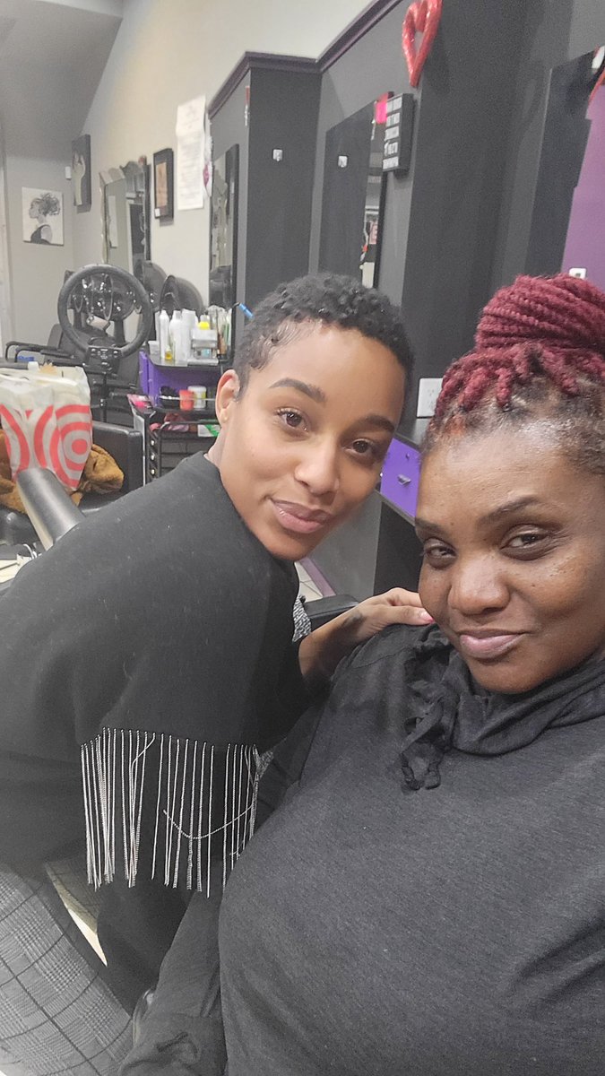 CrownThoughts_'s tweet photo. When the mentee becomes a mentor! Think about it. That’s the true vision. 🌹

#mentoring #MentoringAmplifies #MentoringMonth #heyQueen https://t.co/DFNhvEQk0L
