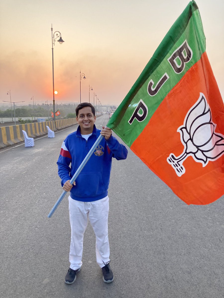 deeppudaa's tweet photo. @BJYM #youngindiarun at Atal Setu 🔥
@GoaBjym @Bjym4margao https://t.co/9JDuZLDjdK