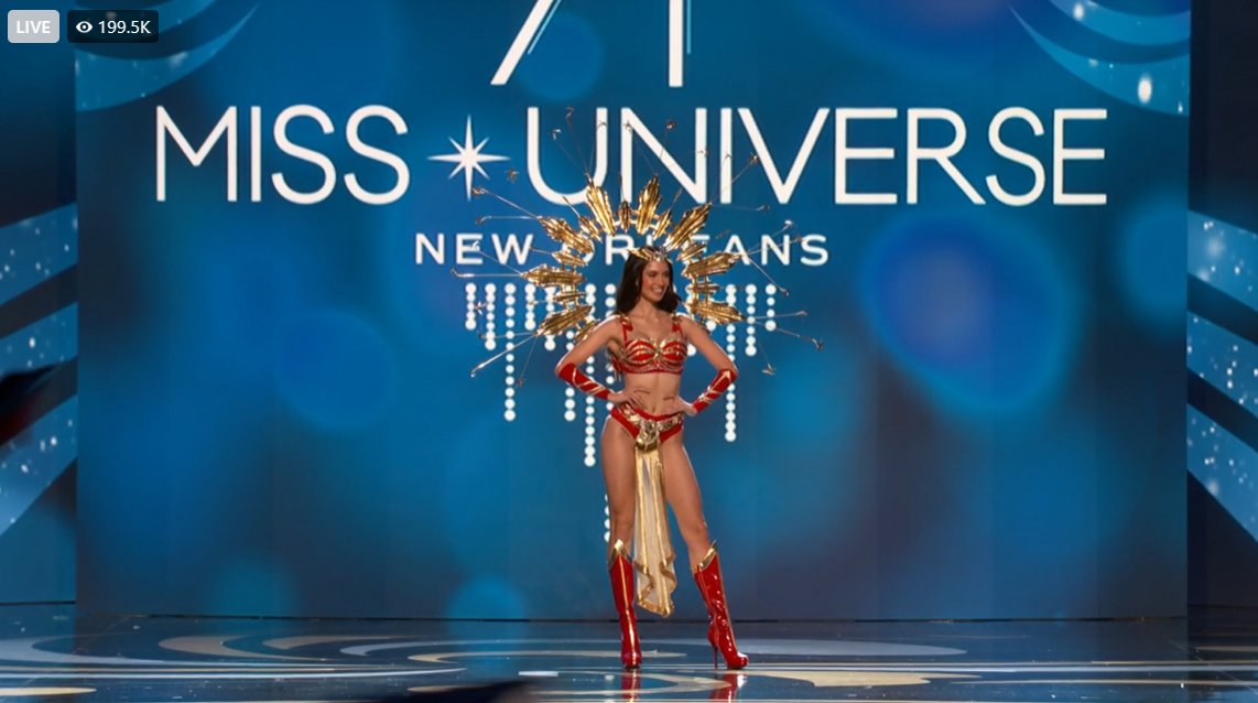 PhilstarNews's tweet photo. CELESTIAL BEAUTY! 😍 

The Philippines’ Celeste Cortesi looks powerful as Darna during the National Costume show of the #71stMissUniverse Thursday.

Updates here: https://t.co/f6VYGAbms9

📸 Miss Universe/Screenshot https://t.co/EZD1zFGUGt