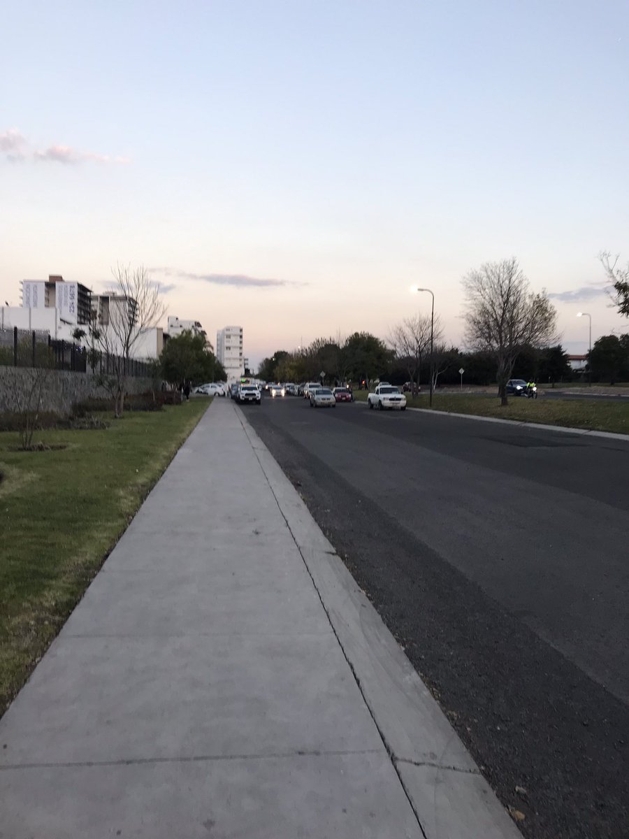 jmlome's tweet photo. La caminata vespertina de hoy. Dándole continuidad a los nuevos hábitos.
#Querétaro #Queretalove #HerbalifeNutrition #caminata #Roima #Validus #Shiba #Bitcoin #etherium #Binance #Kraken #AMC #APE #GME #BBBY #Trading https://t.co/DBNCKxO0kc