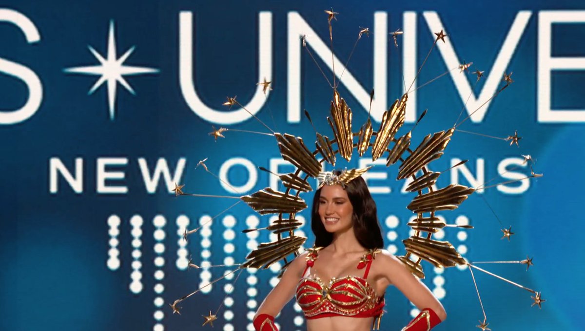 PhilippineStar's tweet photo. LIPAD, DARNA! 🇵🇭❤️

Miss Universe Philippines 2022 Celeste Cortesi dons a Darna costume for the national costume round during the preliminary competition on Thursday. (Facebook/Miss Universe) https://t.co/NloIn7lBWV