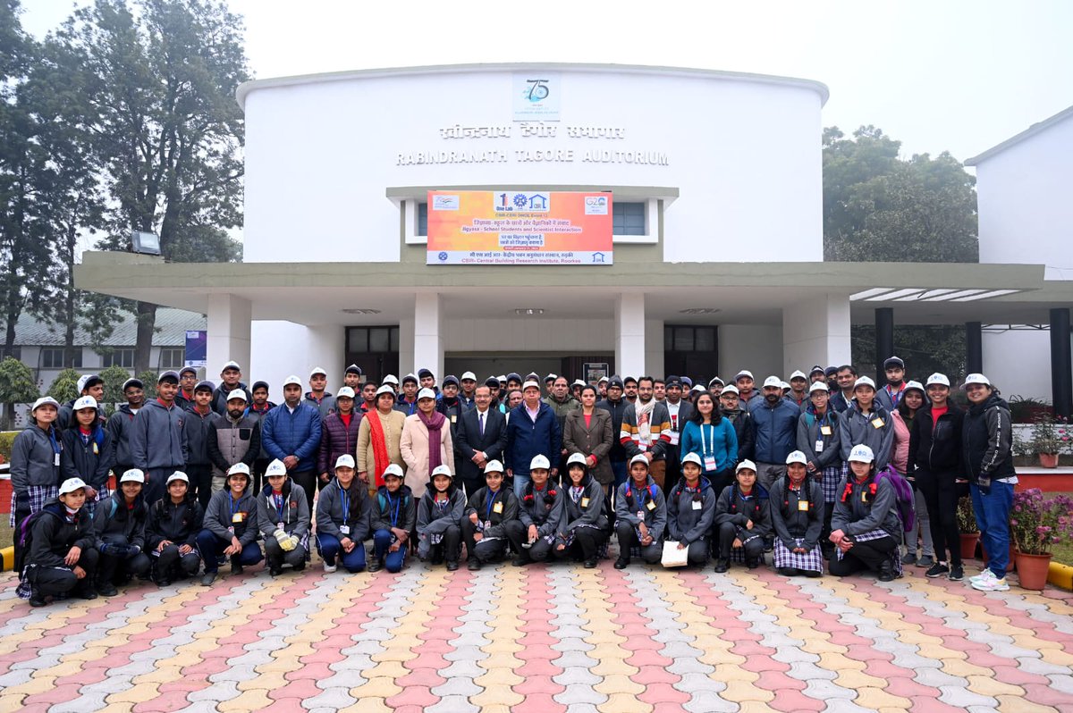 CSIR_CBRI's tweet photo. Event No. 13: 'Jigyasa - School Students and Scientist Interaction' was held yesterday at Roorkee under #CSIR_OneWeekOneLab program. More than 100 students participated in the event and interacted with the scientists.
@DrJitendraSingh
@PMOIndia
@DrNKalaiselvi 
@ramancharla https://t.co/sNzXkvdH1e