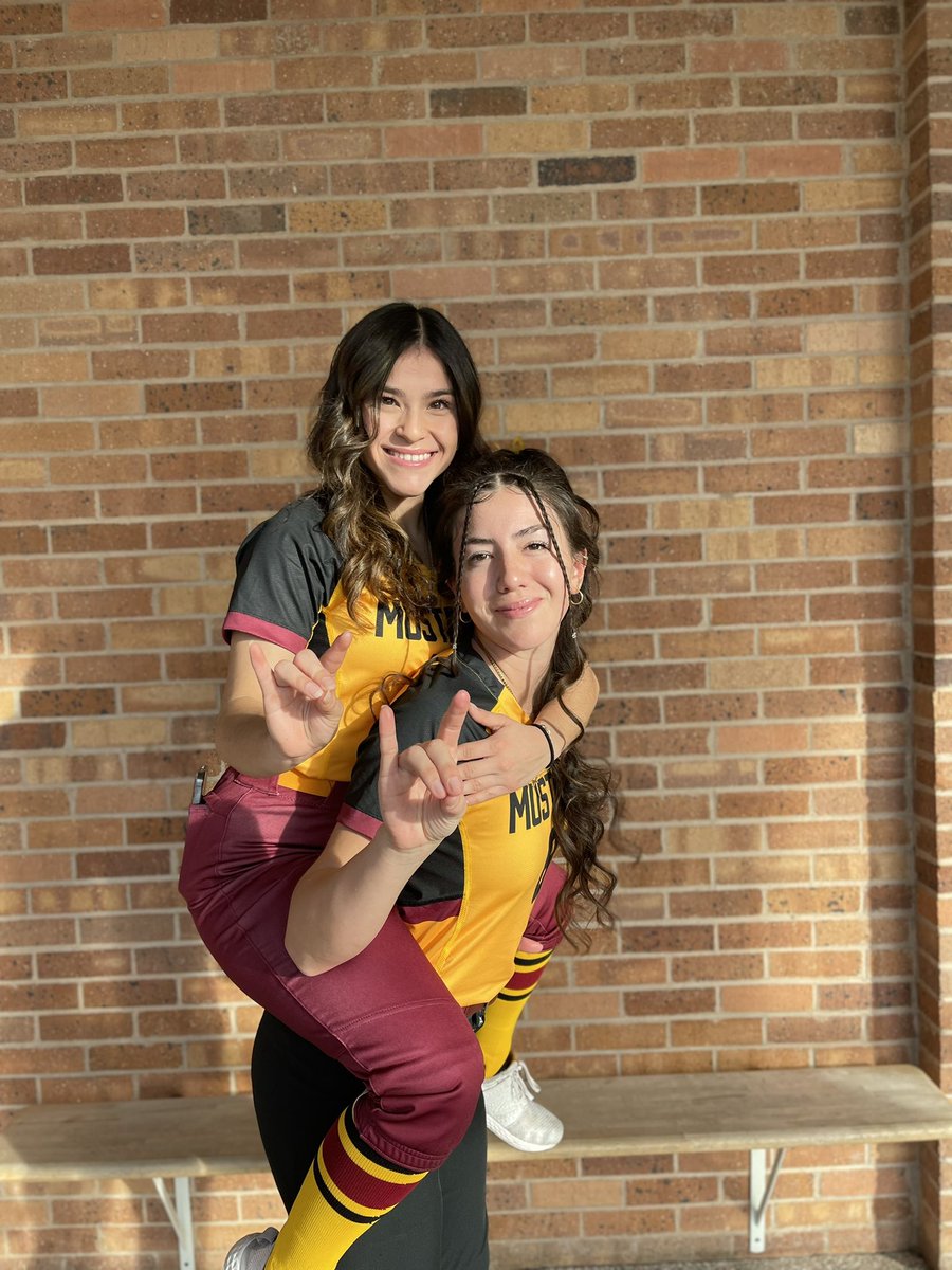 gem7677's tweet photo. Same number , different colors ✨#stanggang #ETT https://t.co/fYSWFqgt50