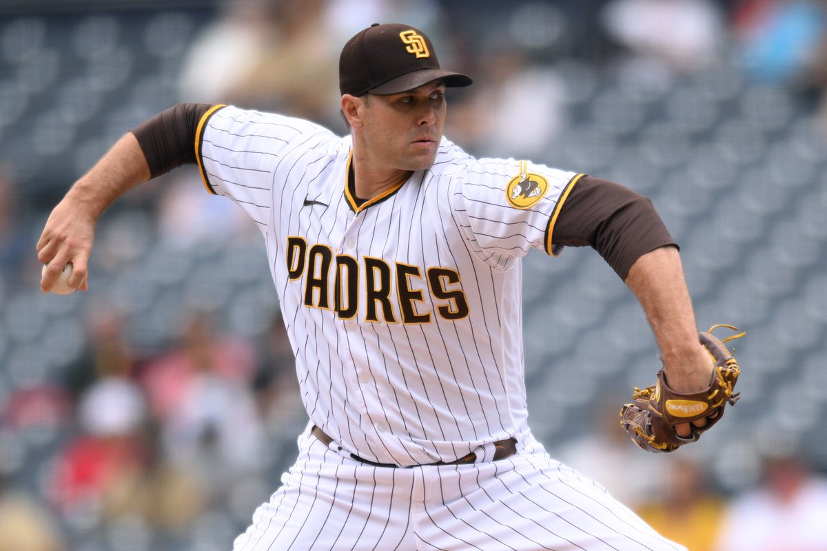 mlbtraderumors's tweet photo. Veteran reliever returning to #Padres for seventh season on minor league deal
https://t.co/yyuYwRuUvX https://t.co/06R0URXePY