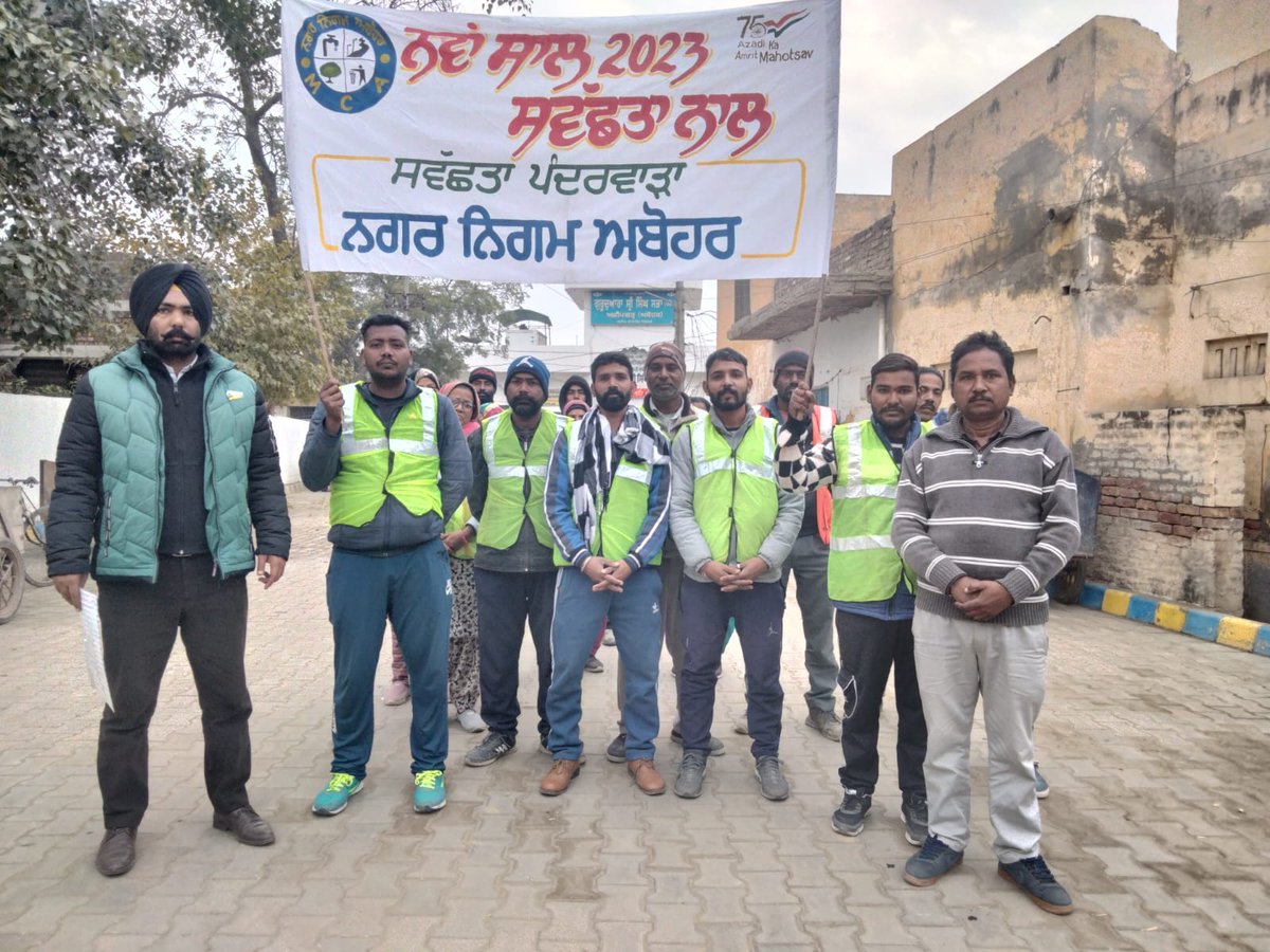 aboharchokho's tweet photo. ward no 22,15,30,14,41
Under Swachhta Pandharwada , Special Cleanliness Drive every ward by Sanitary workers as per schedule . . #ulbcode800214 #pmidc #chandigarh #SwachhSurvekshan2023 https://t.co/Pz9tebqwfS