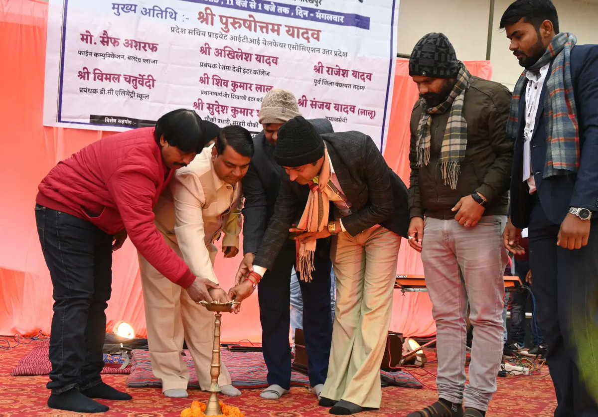 shine_ngo_'s tweet photo. सामान्य ज्ञान प्रतियोगिता संस्करण-4 का परिणाम घोषित कर पहली से दसवीं स्थान प्राप्त करने वाले प्रतिभागियों को पुरस्कृत किया गया। 
#shinengo https://t.co/XQvEBjKaFB