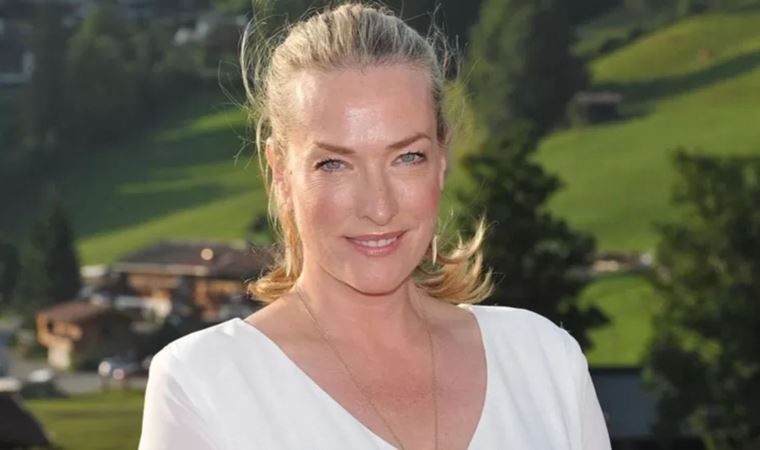 Dünyaca ünlü model hayatını kaybetti
cmhr.yt/iDQZ