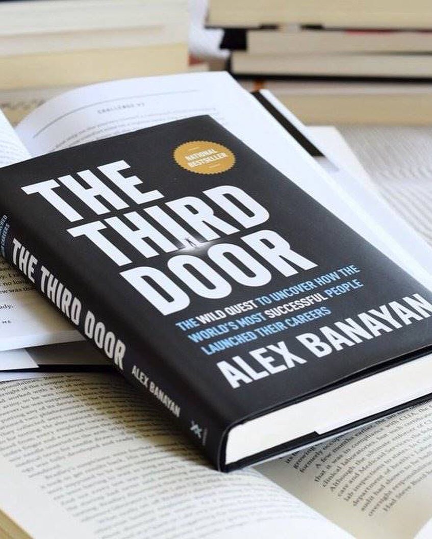 5amclub_africa's tweet photo. If you want to be successful, read this 
 “Life, business, success “

It’s just like a nightclub. There are always three ways in. 

#5am #5amclub✔️ #5amclubafrica #71stMissUniverse #해피됴데이_2023 #alexbanayan #success #thethirddoor #thethirddoorbook #GoldenGlobes2023 https://t.co/ZyXIWptvwi