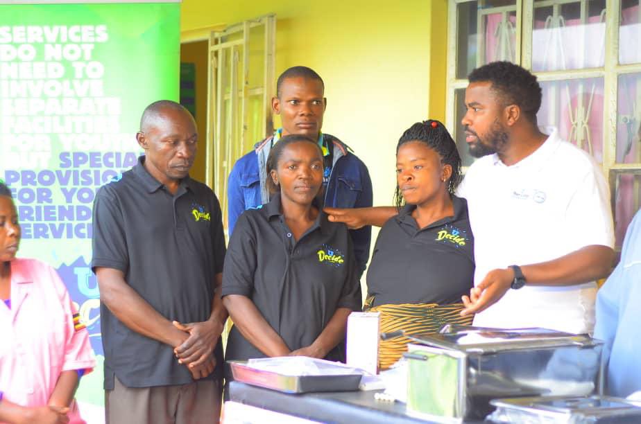 RAHU_Clinic's tweet photo. Through the UDecide KB project, @reachahand , with support from the Bergstrom Foundation, is educating health professionals, VHTs, and peer educators on how to handle and manage post-abortion care cases at their respective health centers. #UDecideUG https://t.co/rhn53B59xz