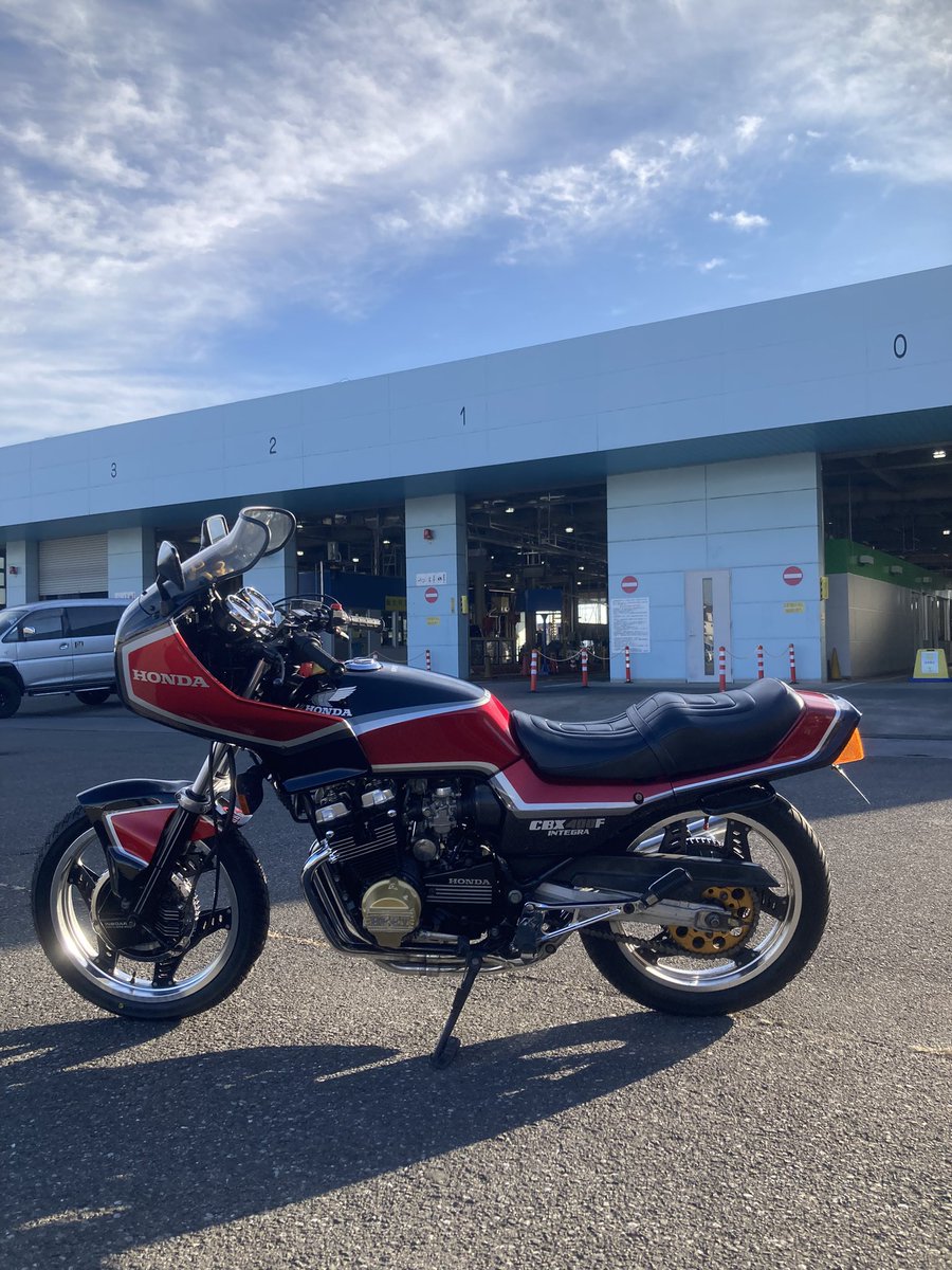 今日はCBXの車検💦　すんなりに行かず2回目で合格〜😅旧車あるある光量足らずでした