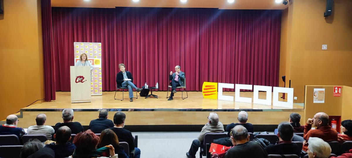 📢LES PENSIONS TENEN FUTUR
L'Aula Magna del Campus Catalunya de la <a href="/universitatURV/">Universitat Rovira i Virgili</a> ja està plena!
<a href="/mercepuig2/">merce puig</a> saluda i dóna la benvinguda a tothom.
<a href="/ccoocatalunya/">CCOO de Catalunya</a> <a href="/RicardBellera/">Ricard Bellera</a> <a href="/carlosbravofdez/">Carlos Bravo</a> <a href="/PachecoJpacheco/">Javier pacheco #OFENSIVACCOO</a> #PensionsAmbFutur