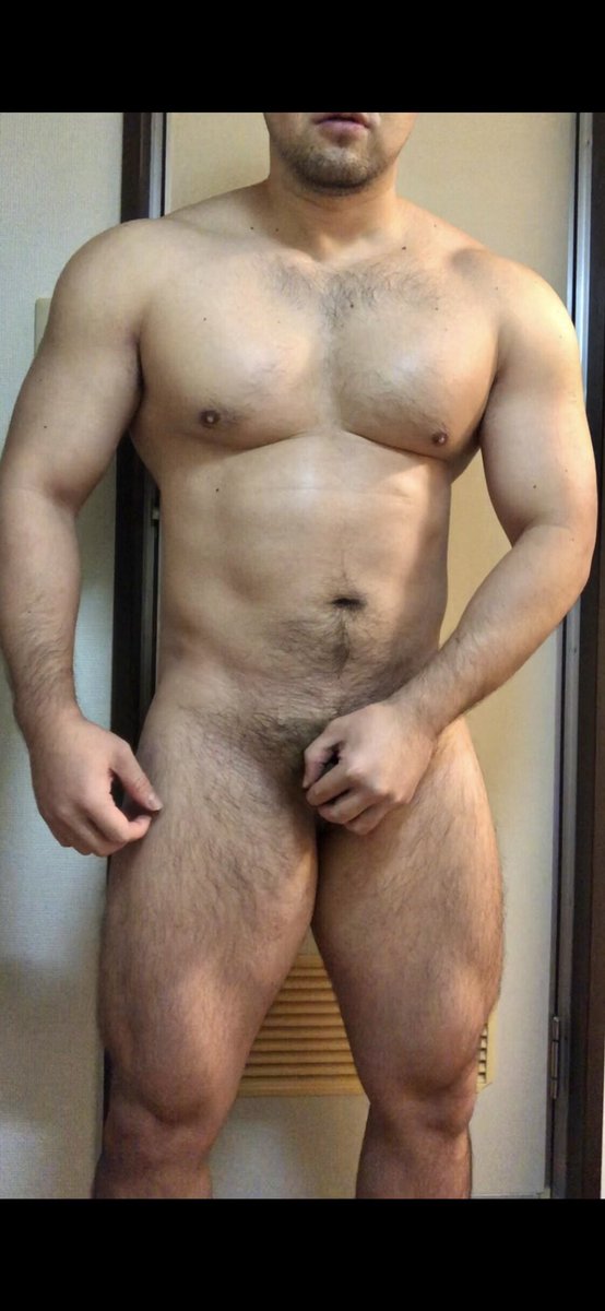 厚くて濃厚ですよ🍖w
いかがですかー
福岡でがちむちがっちりなりたいなってるよーて方いるのかなぁ
裸で撮るのは下着より腰回りの輪郭が見えるから(￣∇￣)