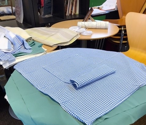 DFedMH's tweet photo. Tuesday's group theme is 'Making Aprons' this month at The Greenaway Workshop. The group is being ran by our volunteer Tracey from 10.30am till 3.30pm. 🧵🪡 https://t.co/6Vr4WKgOiw