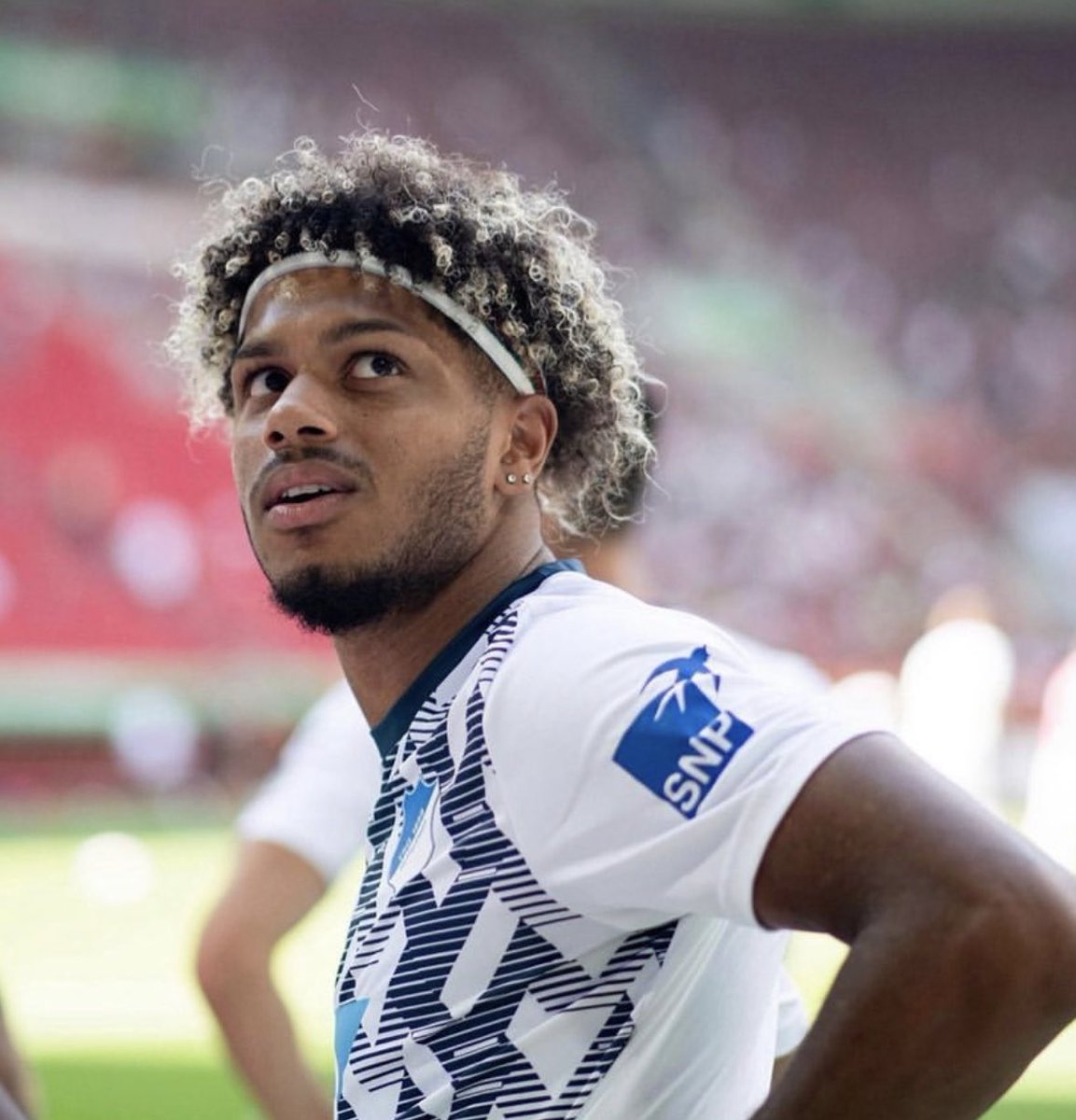 Georginio Rutter to Leeds United, here we go! Leeds are finally exchanging the documents with Hoffenheim for €28m fixed fee plus add-ons close to €40m total package 🚨⚪️ #LUFC

Understand player can travel to Leeds tonight for medical tests and the sign the long term contract.