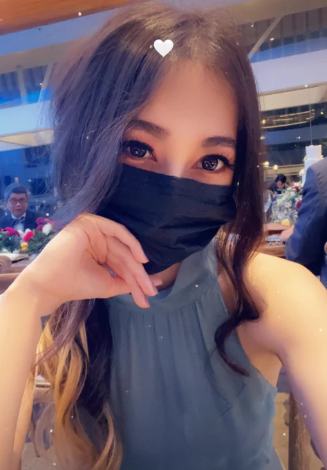 i'm on my 2nd glass of wine pls send me Aki pics or smth 