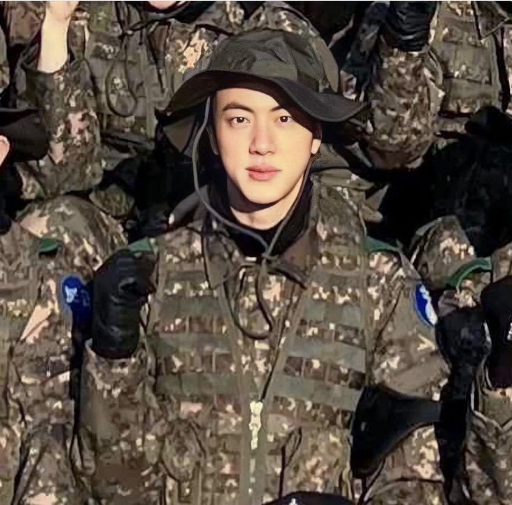 ngwesan7's tweet photo. I am so proud and love you so much.
#Days31
#myuniversejin
#myastronautjin
#방탄소년단진
#btsin
#KimSeokJin
#진
#김석진 https://t.co/AXnBdqZ0Ca
