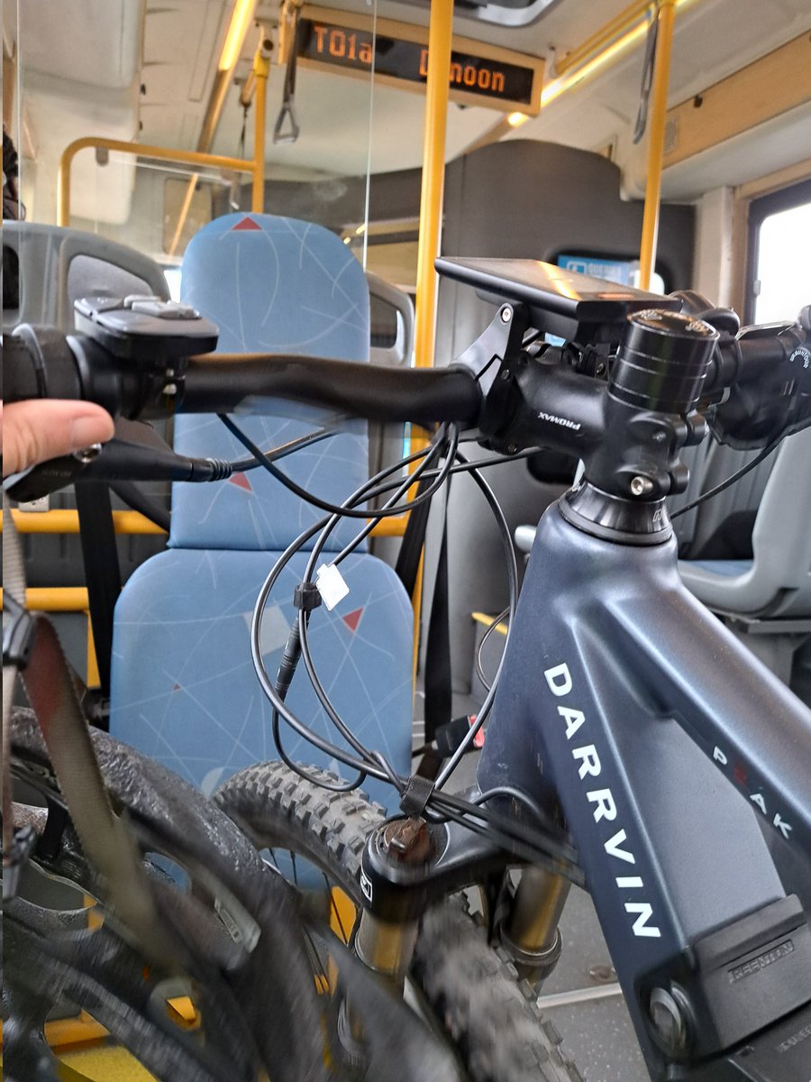 So nice to be able to hop onto the @MyCiTiBus when the northwind gets too much. And the bike rides for free! Still counts as #Bike2Work, or not?