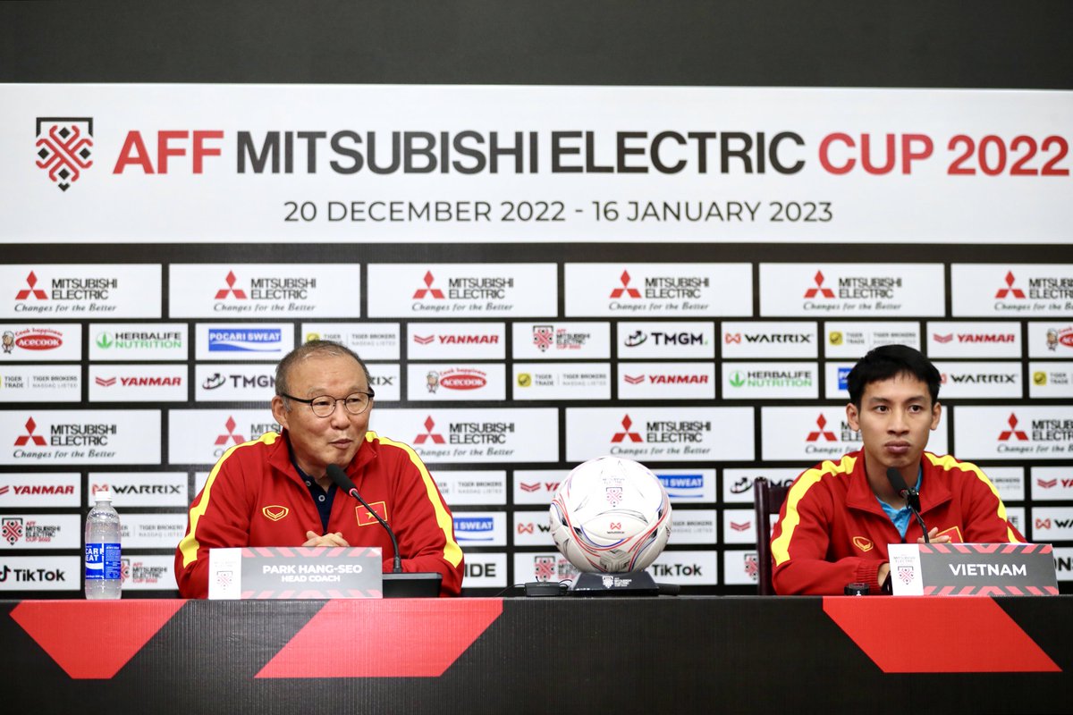 AFFPresse's tweet image. AFF Mitsubishi Electric Cup 2022 - FINAL 1

&quot;Both teams have players on yellow cards going into these decisive matches. Implementation of the plan is important. Each match will have its own goal.&quot; - Vietnam captain Do Hung Dung

#AFF
#AFFMitsubishiElectricCup2022
#AMEC2022