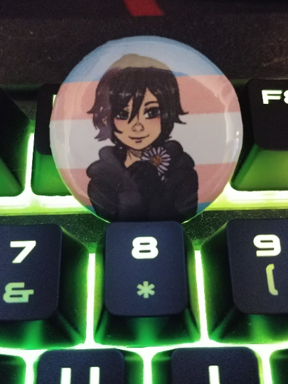 Cheshire_Pins's tweet photo. https://t.co/9ECNr5l8cv This one's a special one! You can either have Xion with a flower, or Xion with a custom name letter :) #trans #xion #kingdomhearts #pridebutton #custombutton https://t.co/sdT1VBJDch