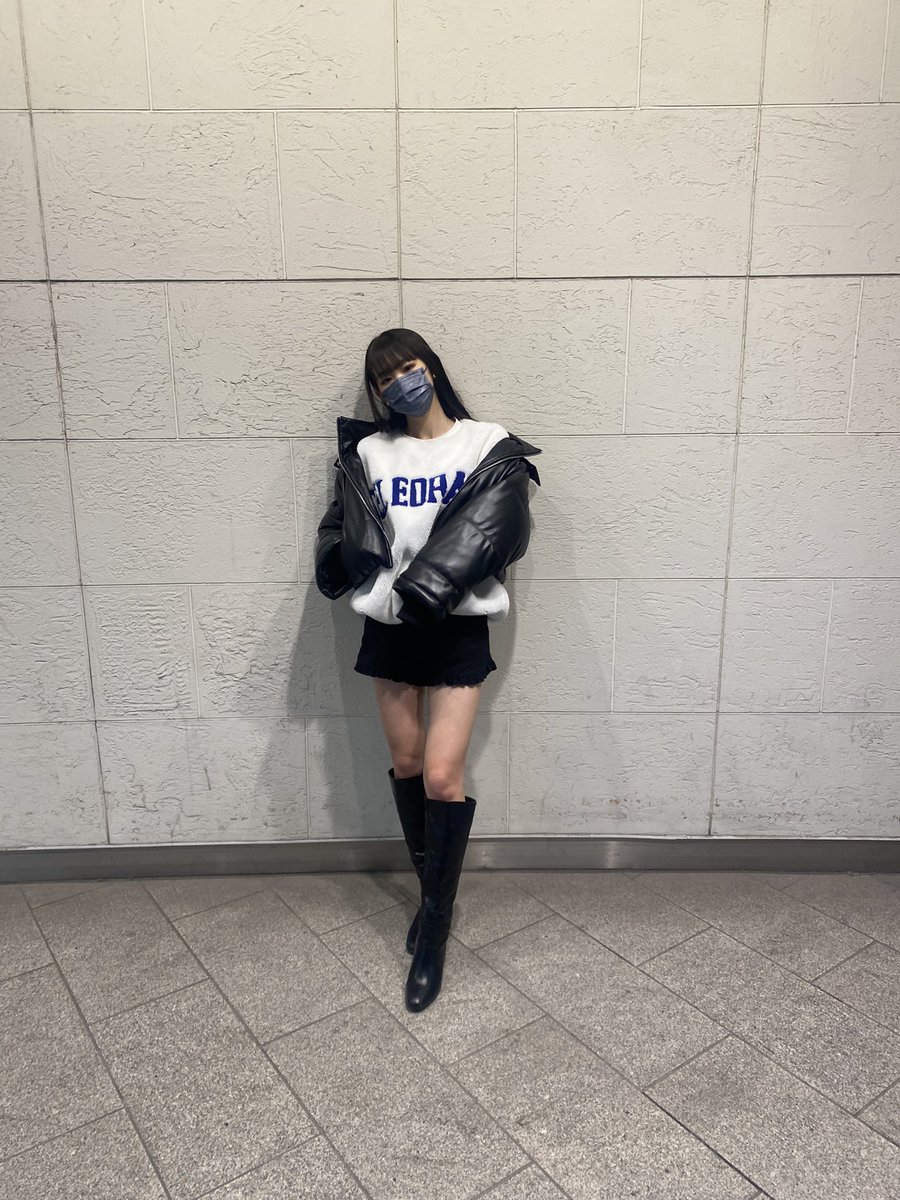 hinata012217's tweet photo. モノトーンコーデが好き♥！
#Popteen #topteens https://t.co/Hbil9gFw5R