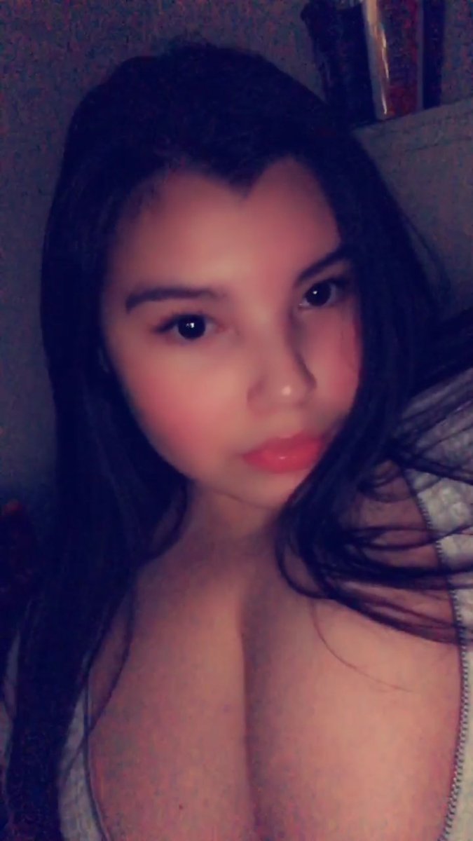 xplicitgem's tweet image. ☆ 11pm.