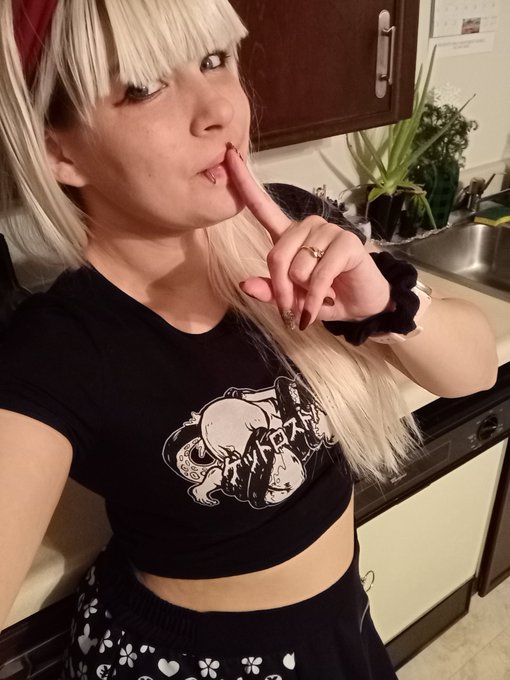 I'm running a nifty little sale for my top tier sub, help boost me higher over on https://t.co/LHUoIKyUEX<a href="/tag/gamergirl"class="tags"><span>#gamergirl</span></a><a href="/tag/egirl"class="tags"><span>#egirl</span></a><a href="/tag/accountants"class="tags"><span>#accountants</span></a><a href="/tag/fansly"class="tags"><span>#fansly</span></a>