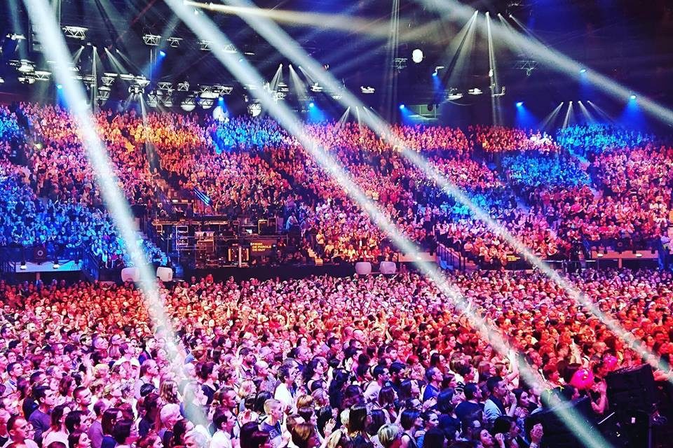 Un kit sensoriel permet désormais d'emmener des spectateurs atteints d'autisme voir un spectacle à l'<a href="/ArkeaArena/">Arkéa Arena</a> ! C'est une première en France. On en parle dans les infos de <a href="/BenjaminBardel/">Benjamin Bardel</a> bon réveil!