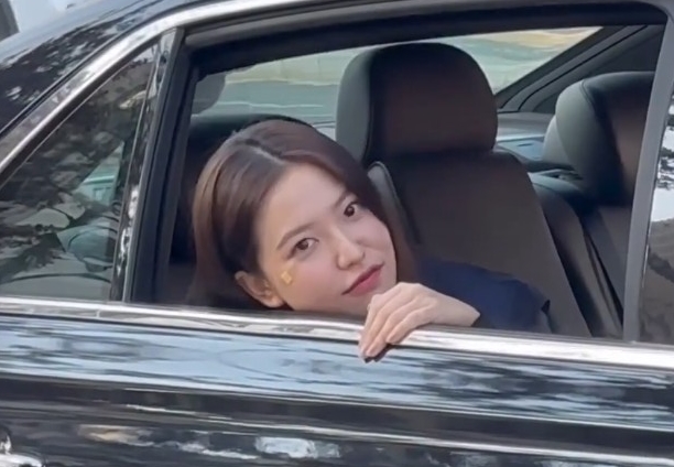 부엉 tweet media