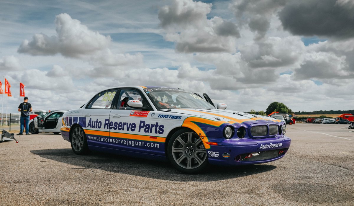 TrackObsession_'s tweet photo. Tell us, what comes to mind first?
.
https://t.co/J78ijE33yK
.
#trackobsession #jaguar #racecar #becauseracecar #trackcar #trackdaycar #classiccar #classicracer #retro jaguarcars #snetterton #snettertoncircuit https://t.co/o74aIKYLP6