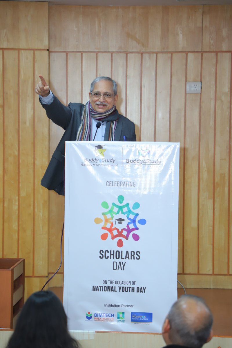 Buddy4Study's tweet image. The Buddy4Study team is at the beautiful BIMTECH, Greater Noida campus to celebrate its first-ever Scholars Day! 

This day also marks National Youth Day and the birth anniversary of Swami Vivekanand. 

Here are a few glimpses from the ongoing event!
 #buddy4study #bimtech