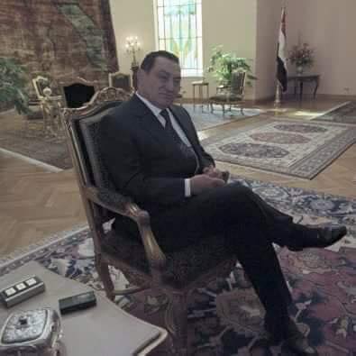 Klobtayeba's tweet photo. سياده الرئيس انا لم اكن يوما افكر ان اتابعك او اسمعك حتى ولا اعرف ماذا تفعل لكنك من فعلت هذا لم ننشغل يوما بسياسه و حكومات تركت لنا الحياه والتخطيط لمستقبل نعمل ونكسب ونبنى ونسافر ونشترى بامان اللى بيشترى شقه خايف بيسأل عليها طوب الارض لتكون ازاله ولا تصالح كنت الامان بعد الله https://t.co/fVhHTwMEcY