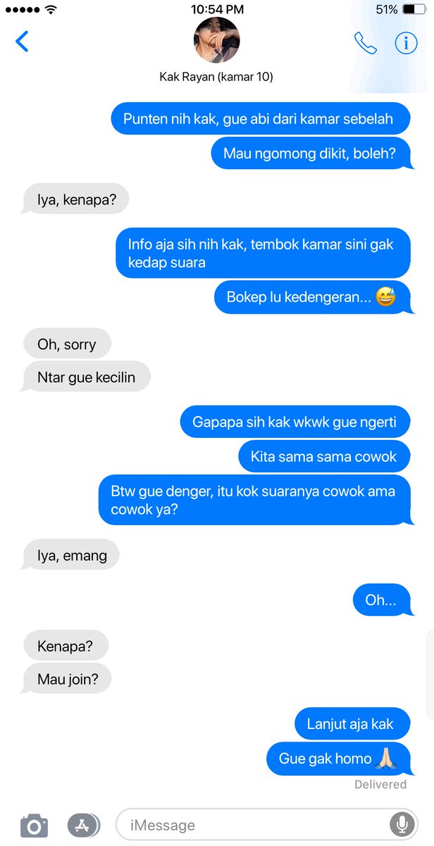 junvck's tweet image. Taekook au 

--𝐇𝐨𝐦𝐨 𝐄𝐱𝐩𝐥𝐨𝐫𝐞𝐫--

makanya kalo udah lurus, jangan nyobain belok. kalo beloknya ke yang bikin betah kan berabe juga. 

"Katanya gak homo?" 
"Gue nggak.... bodo ajg!"