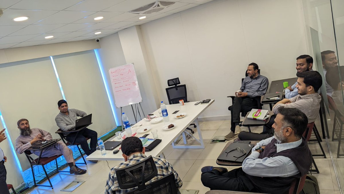 QCloudPK's tweet photo. QCloud team officials from all over Pakistan are gathered under one roof to celebrate past achievements and plan for a better future.

We want QCloud to scale even better and our vision is to become the No.1 Public Cloud Provider in Pakistan.

#leaders #kickoff2023 #meeting https://t.co/5XuGdylO6w
