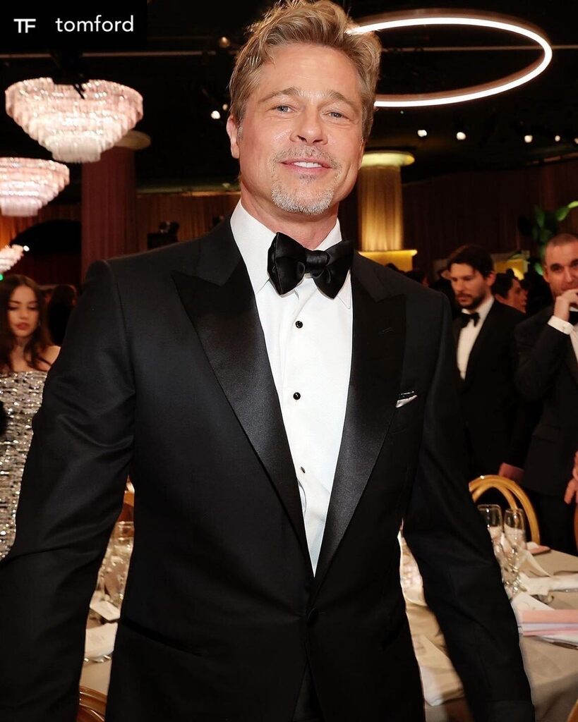 The tie is annoying somehow, but, YES, #BradPitt in TF!
#TomFord

Posted @withregram • @tomford #BRADPITT WEARING #TOMFORD TO THE 80TH ANNUAL GOLDEN GLOBE AWARDS.
 
#TFRedCarpet #GoldenGlobes