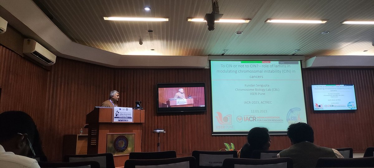Pratik Chandrani (@pratikchandrani) on Twitter photo <a href="/SenguptaKundan/">Kundan Sengupta</a>
of <a href="/CBL_IISER_Pune/">Chromosome Biology Lab</a>
<a href="/IISERPune/">IISER Pune</a>
talk exciting biology of chromosome numbers and #lamins at #IACR conference <a href="/ACTREC_TMC/">ACTREC-TMC</a> <a href="/TataMemorial/">Tata Memorial Hospital</a> #cancer #CancerResearch <a href="/SenguptaKundan/">Kundan Sengupta</a>
of <a href="/CBL_IISER_Pune/">Chromosome Biology Lab</a>
<a href="/IISERPune/">IISER Pune</a>
talk exciting biology of chromosome numbers and #lamins at #IACR conference <a href="/ACTREC_TMC/">ACTREC-TMC</a> <a href="/TataMemorial/">Tata Memorial Hospital</a> #cancer #CancerResearch