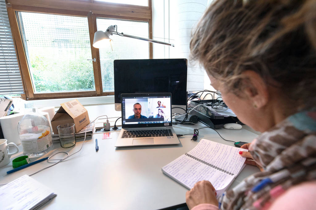 Inloopspreekuur TLN 12 januari 2023: 11.00 - 12.00. HL7, 1.068. Voor docenten en (docent)onderzoekers met vragen over mogelijkheden voor hun verdere ontwikkeling. Aanmelden is niet nodig. Het spreekuur is ook online te bezoeken. Welkom!  teams.microsoft.com/l/meetup-join/…