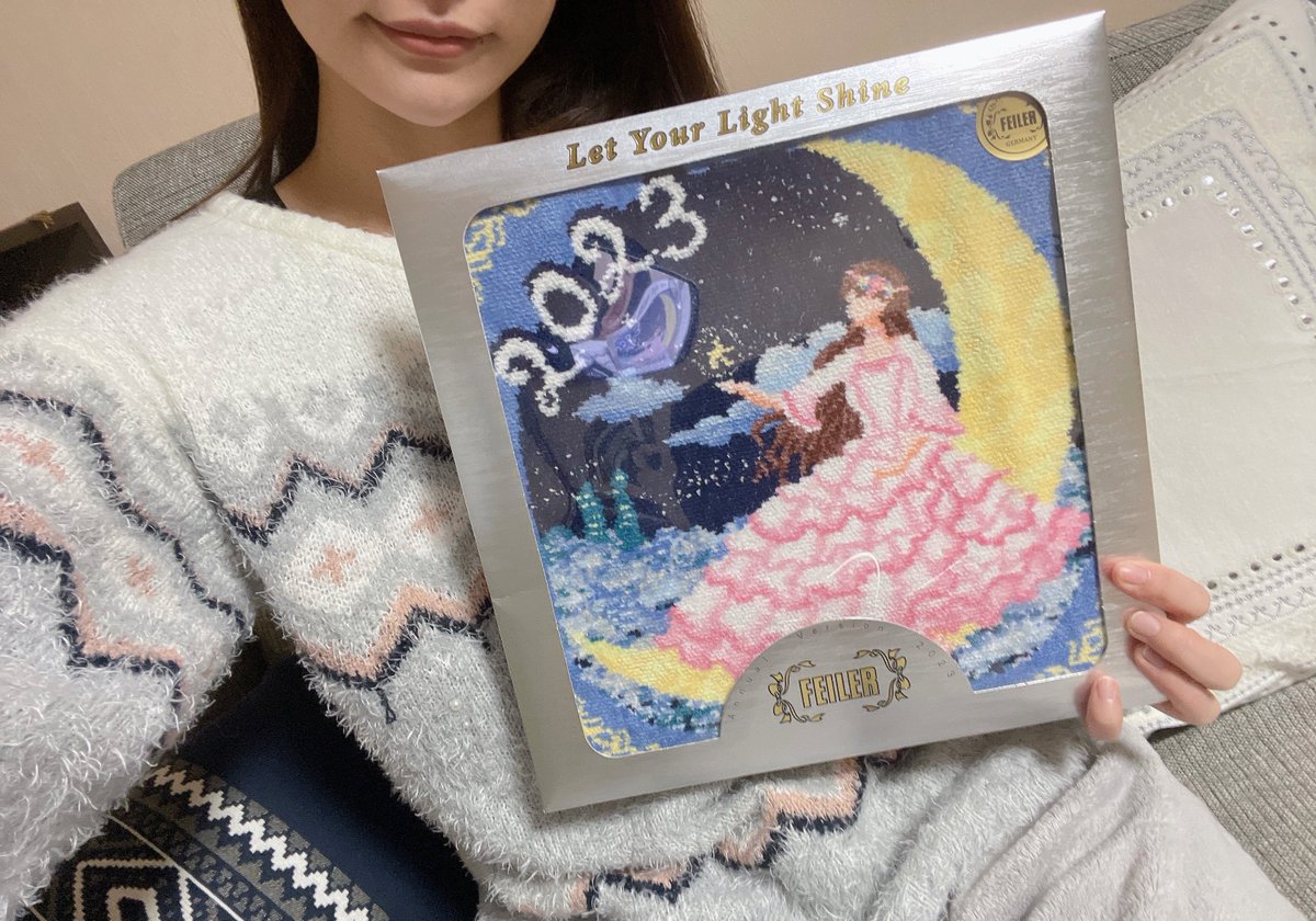 2023年✨フェイラーのアニュアルバージョンはセーラームーンみたいでとっても可愛いです💓🌙✨素敵な贈り物をありがとうございます🙏✨ https://t.co/Eswcszy3LX