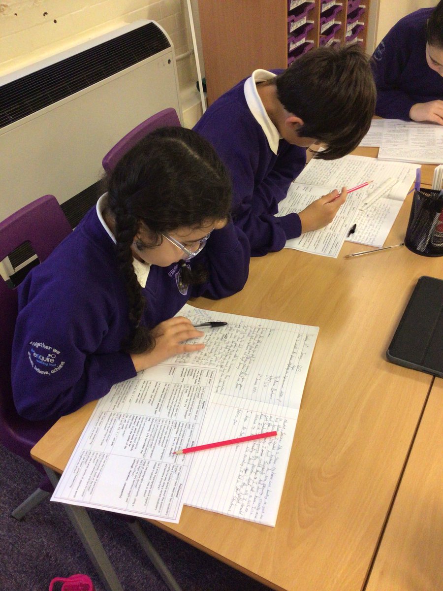 EllistonLeopard's tweet photo. Using a rubric to self assess and up level our writing✏️ https://t.co/q2oobJr03L