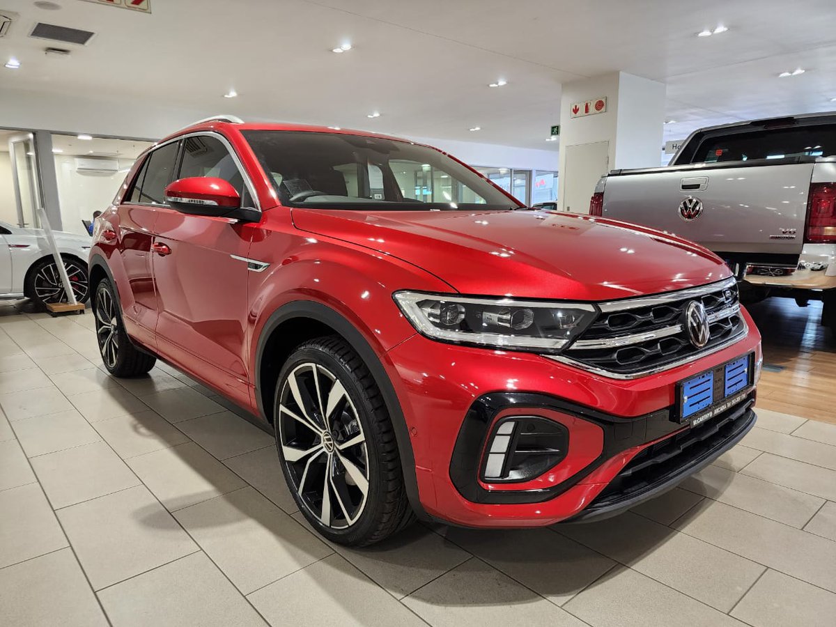 ShiloteW's tweet photo. 🚘VEHICLE SALES CONSULTANT🚘

  Brand-New &amp; Certified Pre-Owned 

☆Inquiries 
☆Sales 
☆Trade-in 
☆Vehicle Finance 
☆Insurance 
☆Service plan 

Integrity | Honesty | Mutual satisfaction | Detailed contract explanation 👌
#VolkswagenArcadia https://t.co/HXyspOIH1o