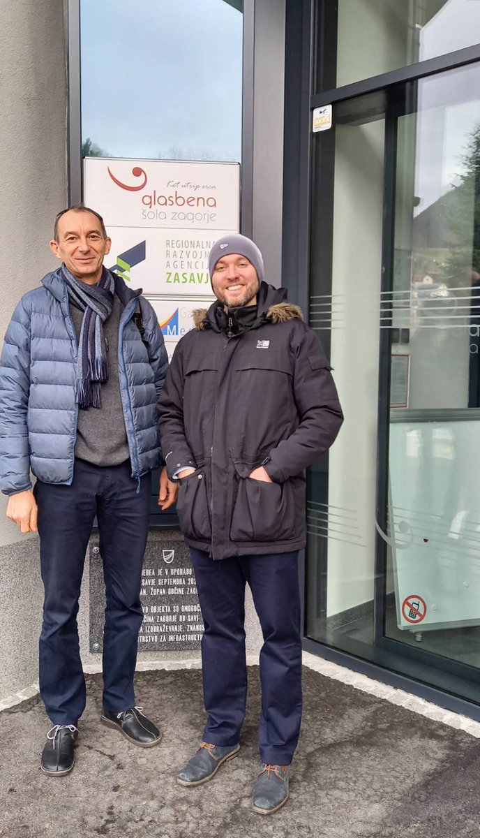 Focus_drustvo's tweet photo. V Zasavju v okviru LIFE projekta #RENOVERTY skupaj z Regionalno razvojno agencijo Zasavje in LAS Zasavje načrtujemo energetsko obnovo domovanj ljudi, ki jih pesti energetska revščina.🏠

@ieecp_org @ClimateAlliance @Ecoserveis #ELARD @RegeaAgency @energiaagentuur @TEES_Lab https://t.co/JbMzEzVqTB