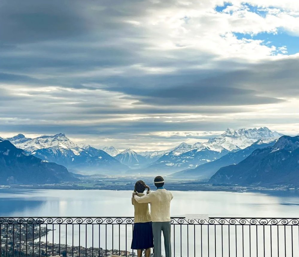 A breathtaking view on the Geneva Lake as soon as we wake up 😍

To book your stay: +41 21 925 11 11 or at reservations@mirador.ch | mirador.ch

#lemiradorresortandspa #abovetheclouds #swissdeluxehotels #leadinghotelsoftheworld #luxuryhotel #montreuxriviera #swiss