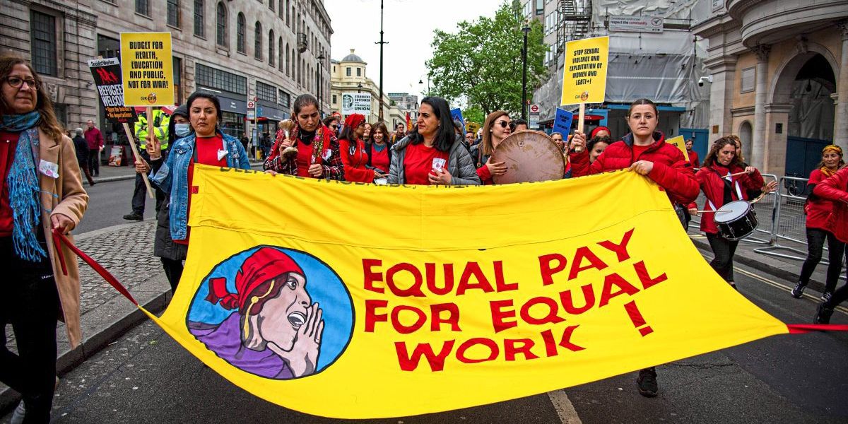 KatSalmann's tweet photo. Equal-Pay-Day: Gleichstellung ließe BIP laut Studie um knappes ... - DER STANDARD https://t.co/im7eOVeNxT https://t.co/kssfUS0Y3e