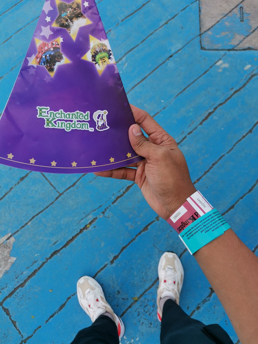 discreetudpoz's tweet photo. #EKspress Lane tayo plus Bday Month. Iwas sa mahahabang pila. 🤟👌🏽🙈 https://t.co/fdNBMQcO3W