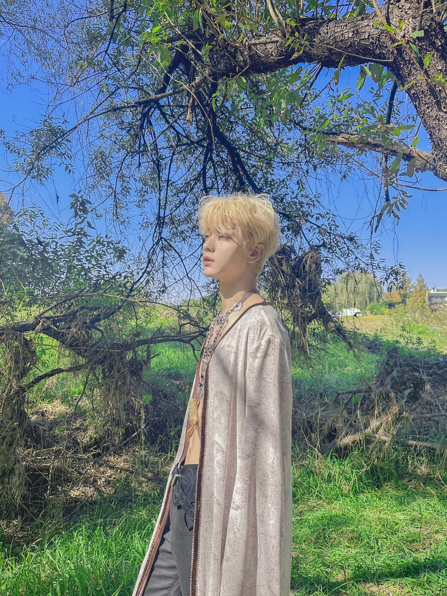 heiisoobin's tweet photo. Mi cuchurrumi bonito, te amo un montón y gracias por hacerme feliz durante este tiempo, es increíble lo mucho que me puedes alegrar los días y cuántas sonrisas me puedes sacar, si tuviera que elegir a la persona que más amo en el mundo, te elegiría a ti sin pensarlo, porque eres+ https://t.co/Cbq9ymFxBY