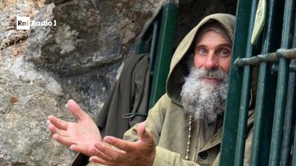 Radio1Rai's tweet photo. 🔵 #Palermo È morto questa mattina Biagio Conte, 59 anni, missionario laico protagonista di numerose battaglie in difesa dei poveri e degli indigenti del capoluogo siciliano, dove nel 1993 fondò la Missione Speranza e Carità. Da tempo era malato https://t.co/4NXr1RnGmj
