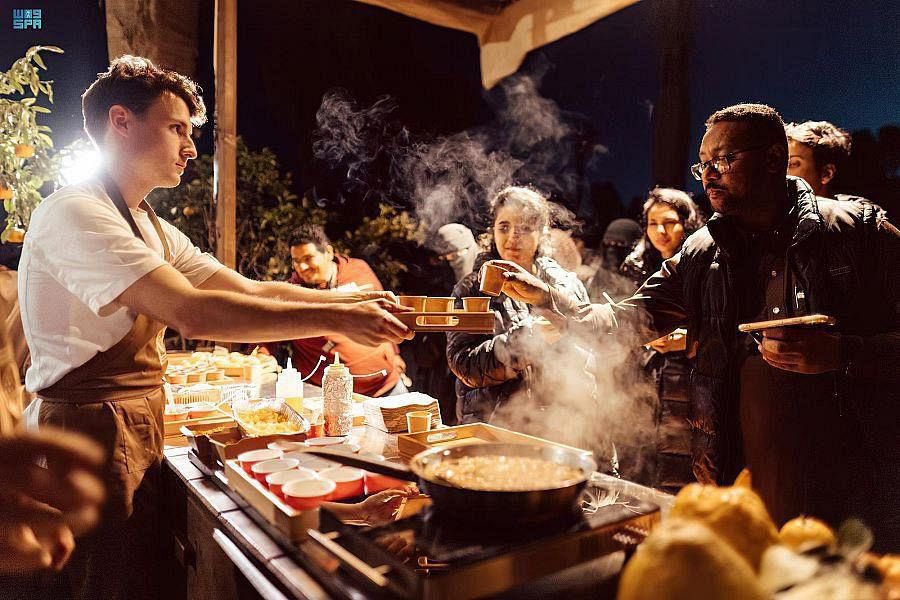 alekhbariyaFRA's tweet photo. Photos | Le festival d'hiver de #Tantora met en lumière la cuisine d'#AlUla (@RCU_SA) @ExperienceAlUla , et les produits locaux.
#EKHactualités https://t.co/J7U0CLdfmS