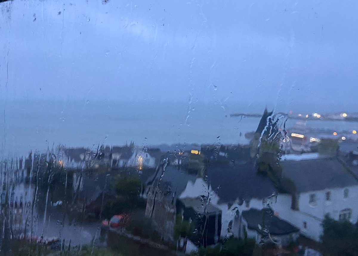 Ruth_Garside's tweet photo. Morning! #Cornwall #NoCommute #TooWetToWalk https://t.co/junbAny8Ty